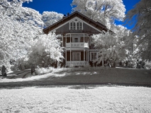 Hus på Långholmen. Infrared foto